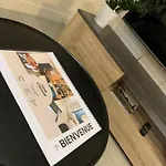 Superbe T2 Climatise Avec Patio Et Jardin Daire *