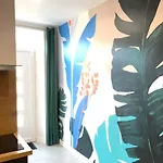 Superbe T2 Climatise Avec Patio Et Jardin *