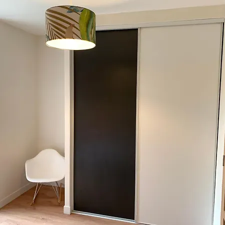 Superbe T2 Climatise Avec Patio Et Jardin شقة *