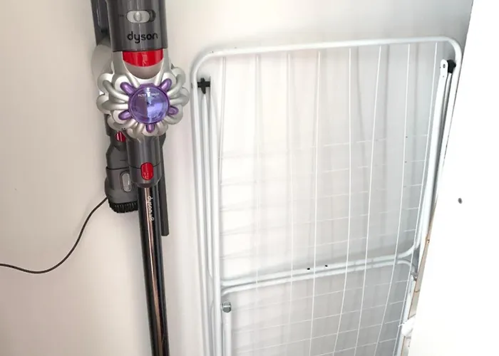 Superbe T2 Climatise Avec Patio Et Jardin