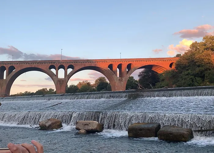 Superbe T2 Climatise Avec Patio Et Jardin Appartement *